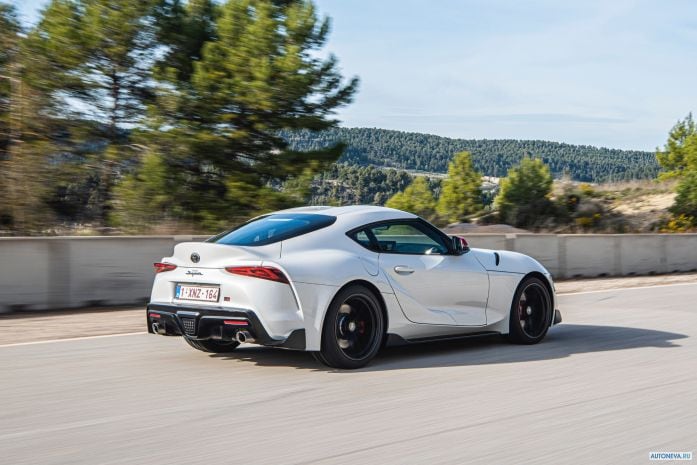 2020 Toyota Supra GR 2L Fuji Speedway Edition - фотография 12 из 41