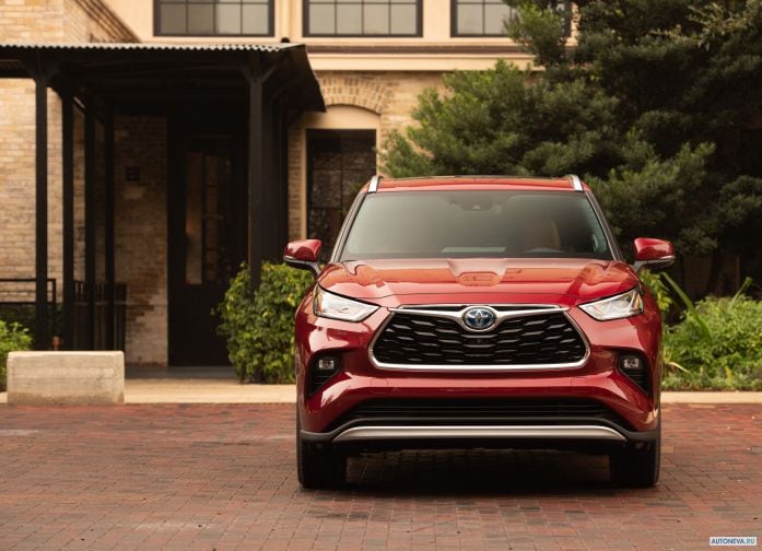 2020 Toyota Highlander Hybrid Platinum AWD - фотография 4 из 40