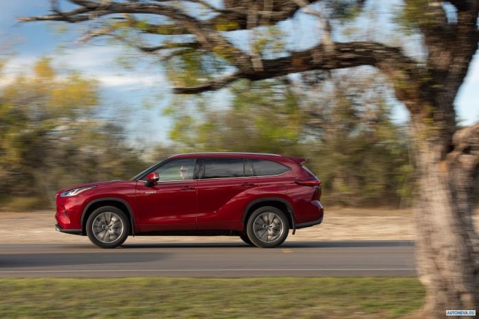 2020 Toyota Highlander Hybrid Platinum AWD - фотография 14 из 40