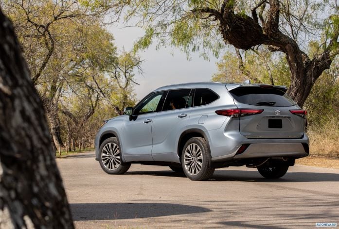 2020 Toyota Highlander Platimun AWD - фотография 23 из 40 2020 Toyota Highlander Platimun AWD - фотография 23 из 40