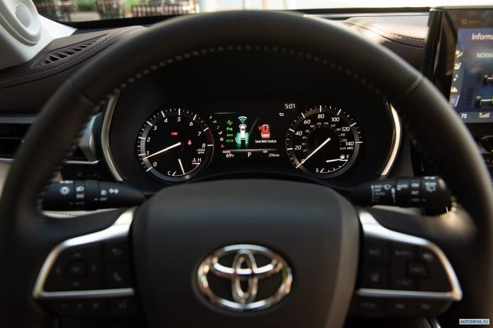 2020 Toyota Highlander Platimun AWD - фотография 33 из 40 2020 Toyota Highlander Platimun AWD - фотография 33 из 40