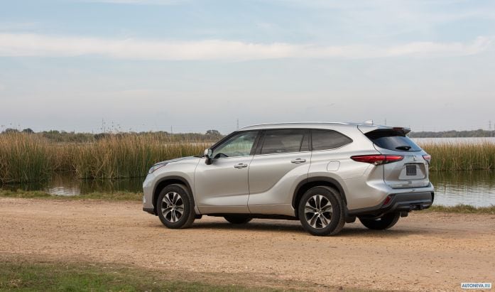 2020 Toyota Highlander XLE - фотография 9 из 28