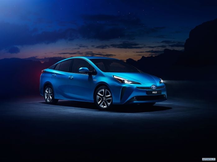 2020 Toyota Prius - фотография 6 из 18