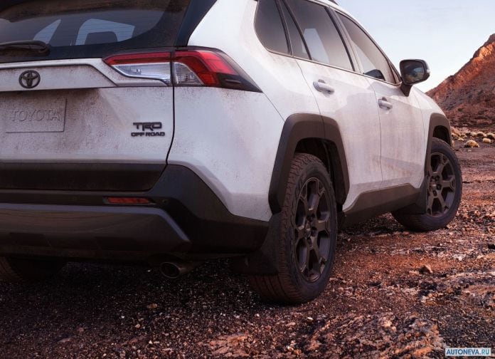 2020 Toyota Rav4 TRD Off Road - фотография 8 из 8