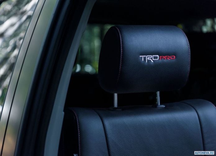 2020 Toyota Sequoia TRD Pro - фотография 4 из 8