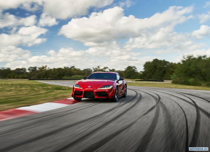 2020 Toyota Supra - фотография 17 из 90