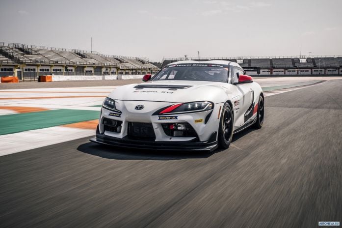 2020 Toyota Supra GT4 - фотография 1 из 10 2020 Toyota Supra GT4 - фотография 1 из 10