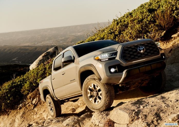 2020 Toyota Tacoma TRD Off-Road Double Cab - фотография 8 из 40
