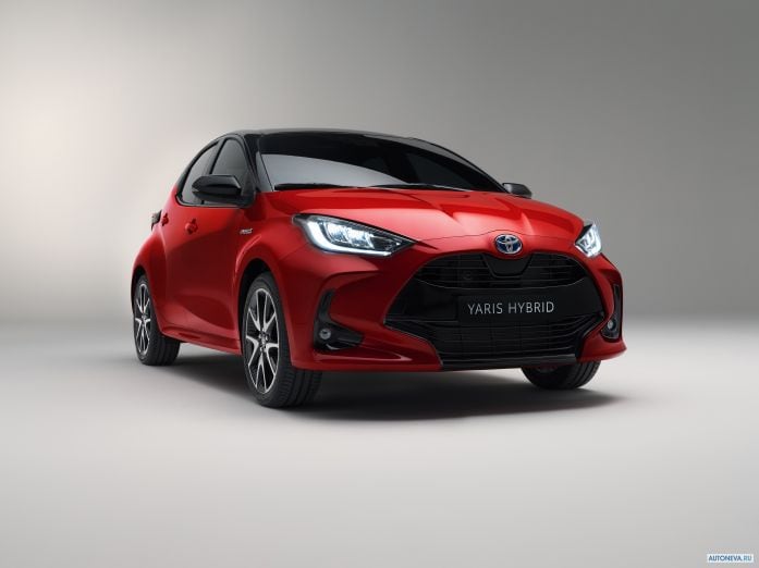 2020 Toyota Yaris Hybrid - фотография 5 из 11