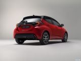 toyota_2020_yaris_hybrid_008.jpg