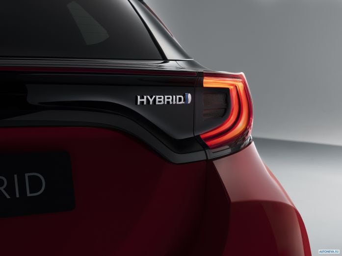 2020 Toyota Yaris Hybrid - фотография 11 из 11