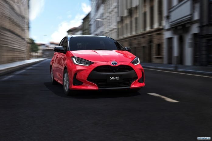 2020 Toyota Yaris Hybrid JP - фотография 2 из 25