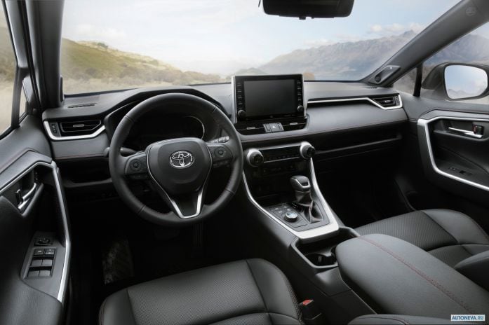 2021 Toyota RAV4 Prime - фотография 13 из 25 2021 Toyota RAV4 Prime - фотография 13 из 25