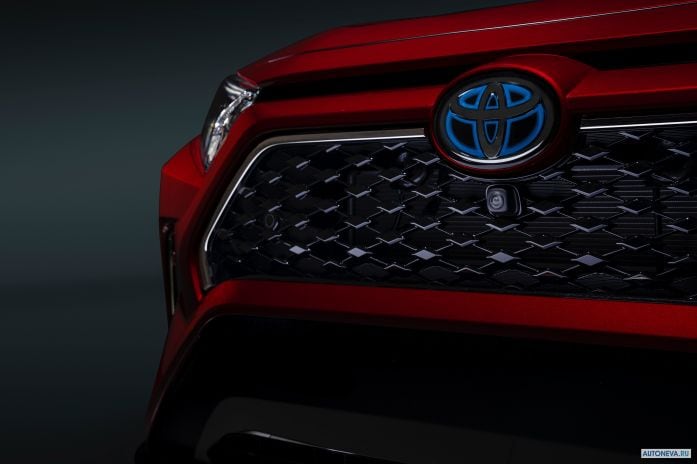 2021 Toyota RAV4 Prime - фотография 21 из 25 2021 Toyota RAV4 Prime - фотография 21 из 25