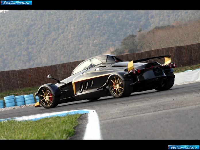 2009 Tramontana R - фотография 36 из 41