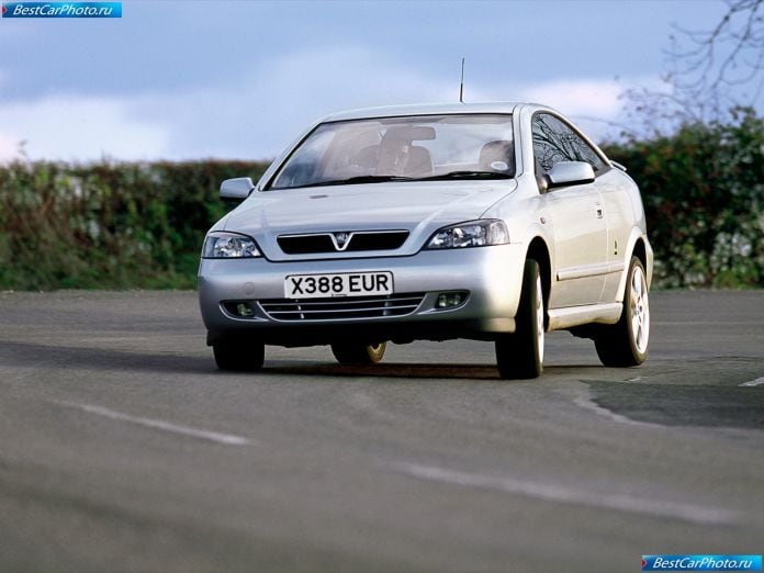 2000 Vauxhall Astra Coupe - фотография 4 из 6