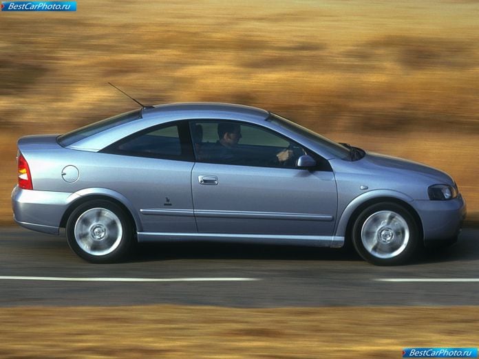 2000 Vauxhall Astra Coupe - фотография 5 из 6 2000 Vauxhall Astra Coupe - фотография 5 из 6