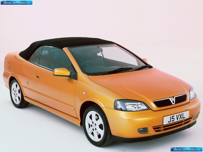 2001 Vauxhall Astra Convertible - фотография 1 из 5
