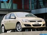 vauxhall_2005-astra_5-door_1600x1200_004.jpg