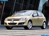 vauxhall_2005-astra_5-door_1600x1200_005.jpg