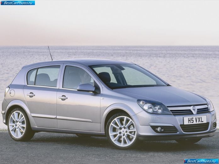 2005 Vauxhall Astra 5-door - фотография 8 из 53