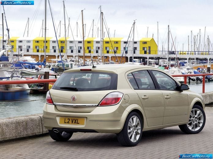 2005 Vauxhall Astra 5-door - фотография 31 из 53