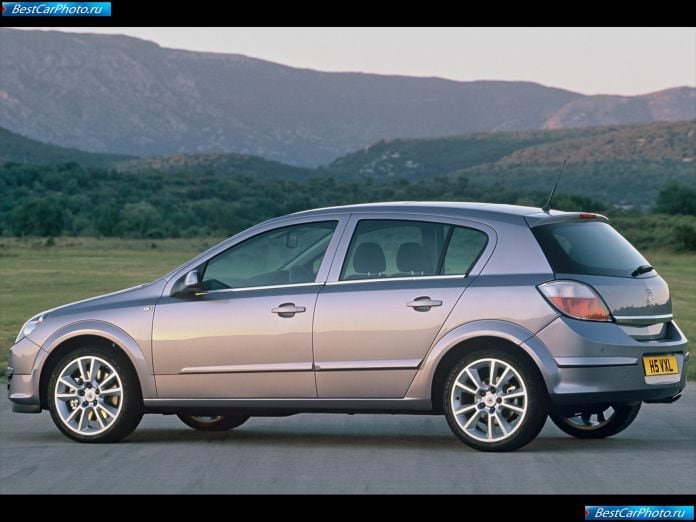 2005 Vauxhall Astra 5-door - фотография 41 из 53