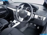 vauxhall_2005-astra_5-door_1600x1200_043.jpg