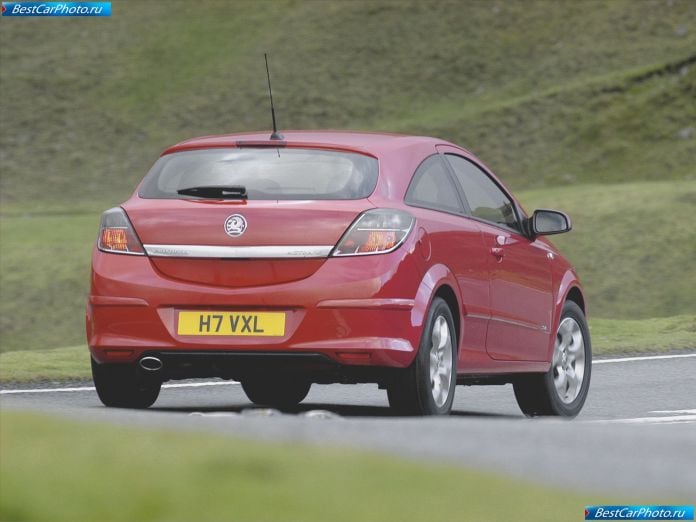 2005 Vauxhall Astra Sport Hatch - фотография 12 из 27
