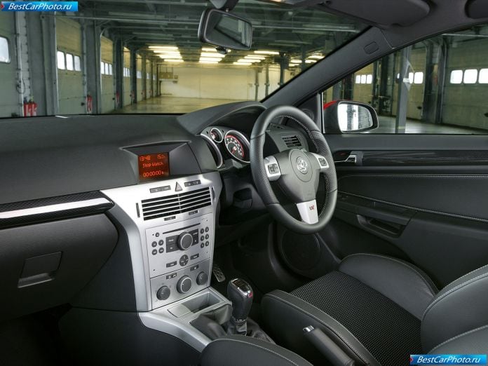 2005 Vauxhall Astra Vxr - фотография 21 из 31