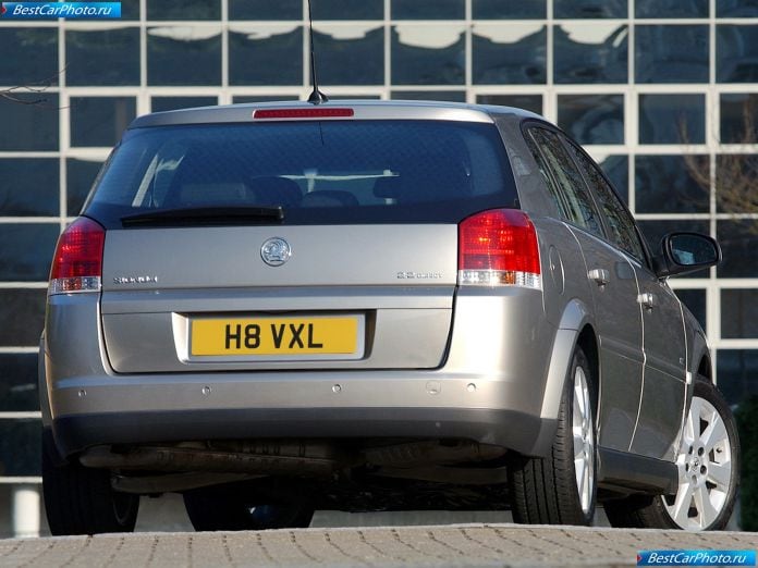 2005 Vauxhall Signum - фотография 4 из 8 2005 Vauxhall Signum - фотография 4 из 8