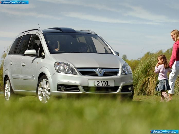 2005 Vauxhall Zafira - фотография 8 из 48 2005 Vauxhall Zafira - фотография 8 из 48