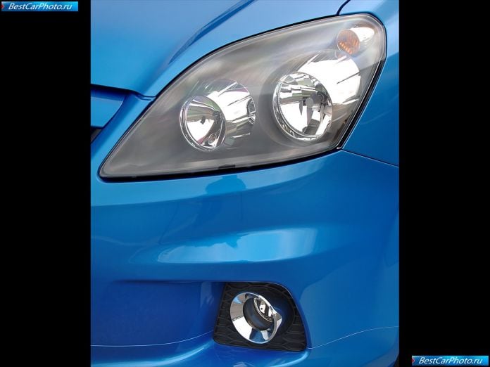 2005 Vauxhall Zafira Vxr - фотография 27 из 28 2005 Vauxhall Zafira Vxr - фотография 27 из 28