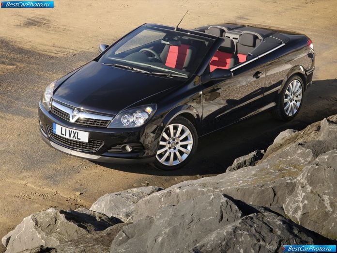 2006 Vauxhall Astra Twintop - фотография 10 из 54