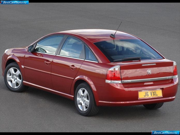 2006 Vauxhall Vectra - фотография 14 из 27