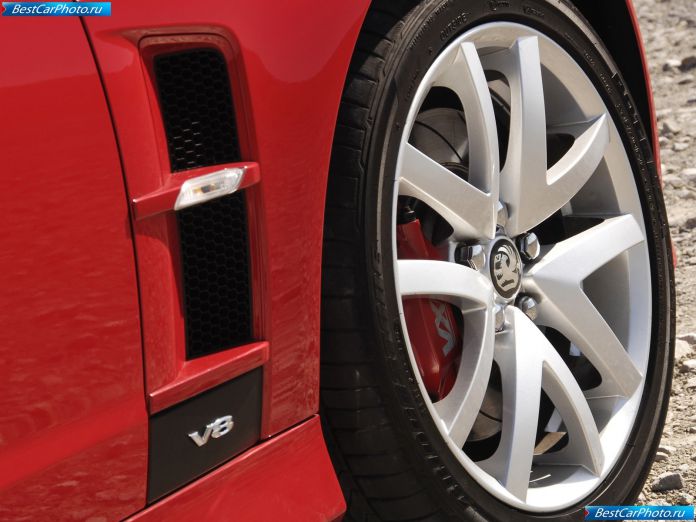 2007 Vauxhall Vxr8 - фотография 26 из 38