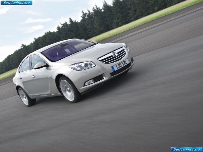 2009 Vauxhall Insignia - фотография 14 из 77
