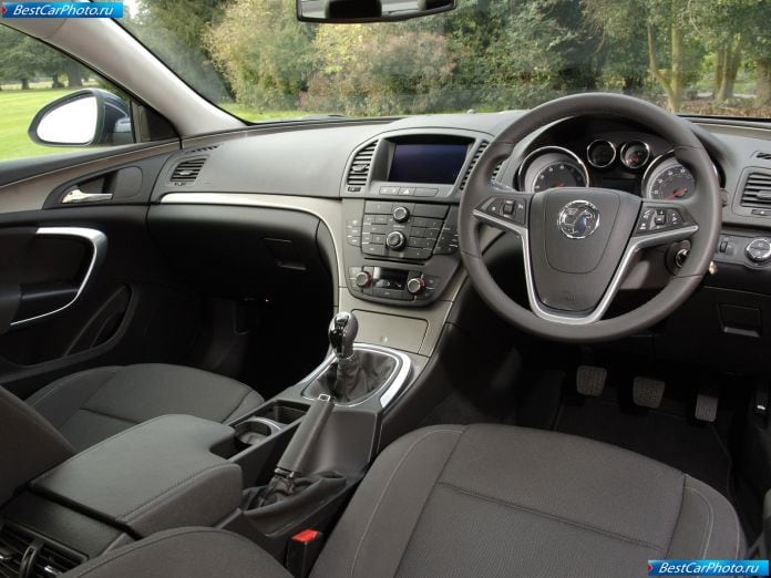 2009 Vauxhall Insignia - фотография 50 из 77