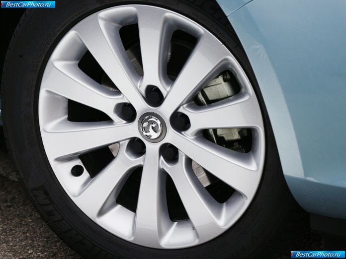 2010 Vauxhall Astra - фотография 43 из 47