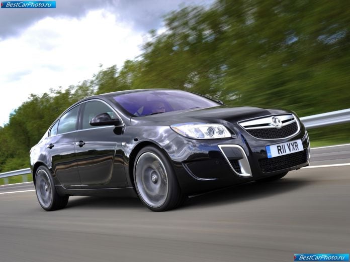 2010 Vauxhall Insignia Vxr - фотография 9 из 75 2010 Vauxhall Insignia Vxr - фотография 9 из 75