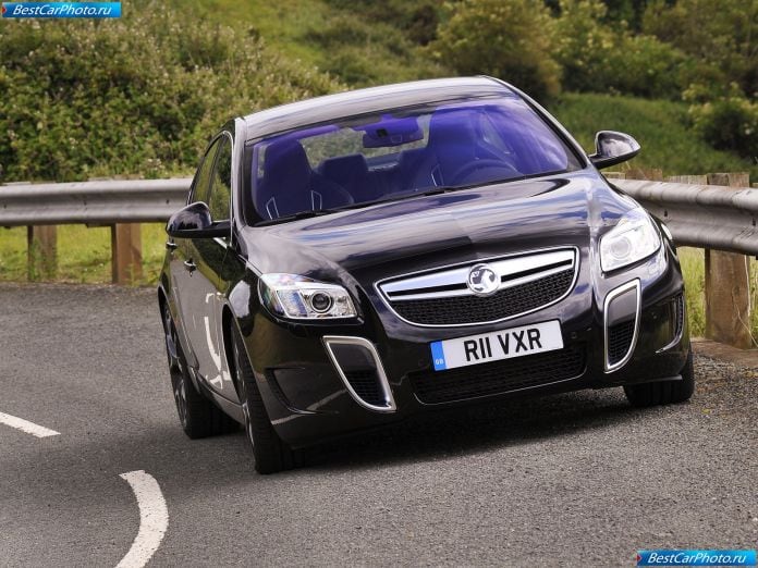 2010 Vauxhall Insignia Vxr - фотография 27 из 75