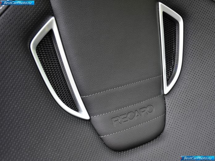 2010 Vauxhall Insignia Vxr - фотография 57 из 75