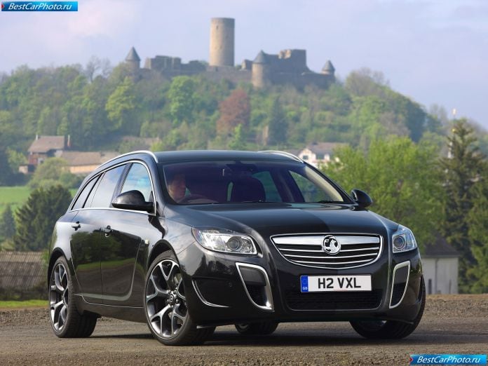 2010 Vauxhall Insignia Vxr Sports Tourer - фотография 9 из 21 2010 Vauxhall Insignia Vxr Sports Tourer - фотография 9 из 21