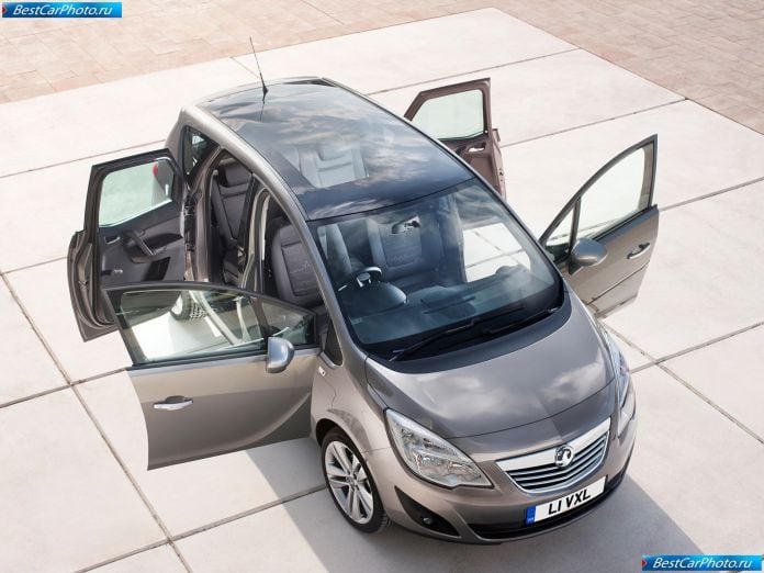 2011 Vauxhall Meriva - фотография 12 из 25