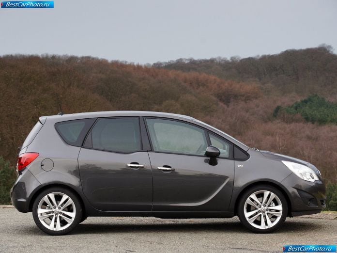 2011 Vauxhall Meriva - фотография 13 из 25