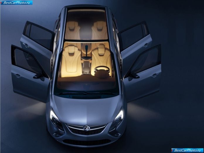 2011 Vauxhall Zafira Tourer Concept - фотография 4 из 11 2011 Vauxhall Zafira Tourer Concept - фотография 4 из 11