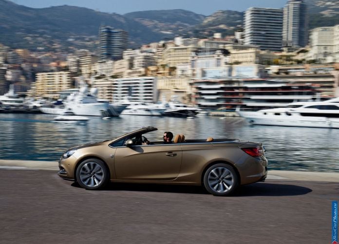 2013 Vauxhall Cascada - фотография 26 из 61