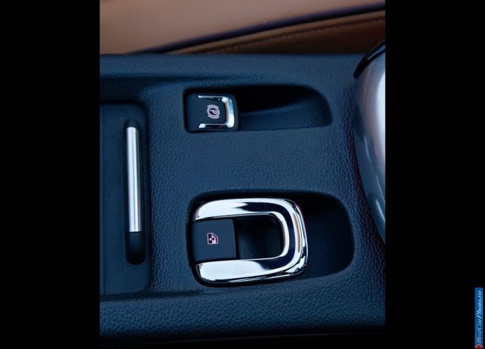 2013 Vauxhall Cascada - фотография 61 из 61
