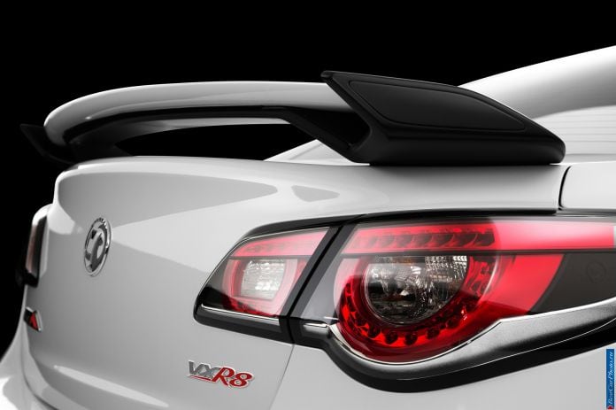 2013 Vauxhall VXR8 GTS - фотография 5 из 6 2013 Vauxhall VXR8 GTS - фотография 5 из 6