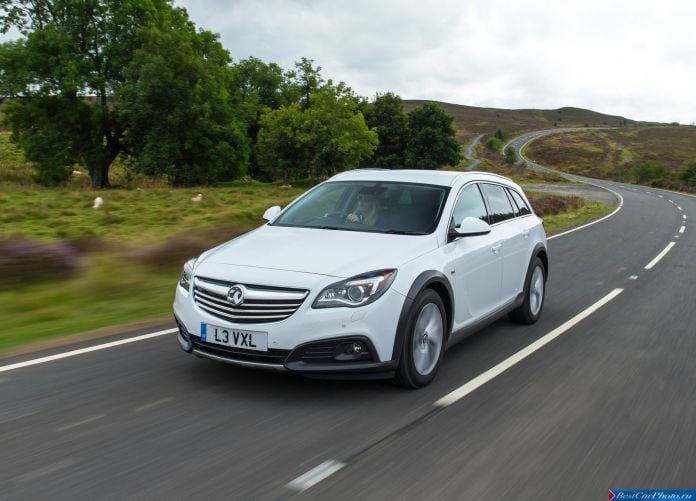 2014 Vauxhall Insignia Country Tourer - фотография 31 из 84 2014 Vauxhall Insignia Country Tourer - фотография 31 из 84